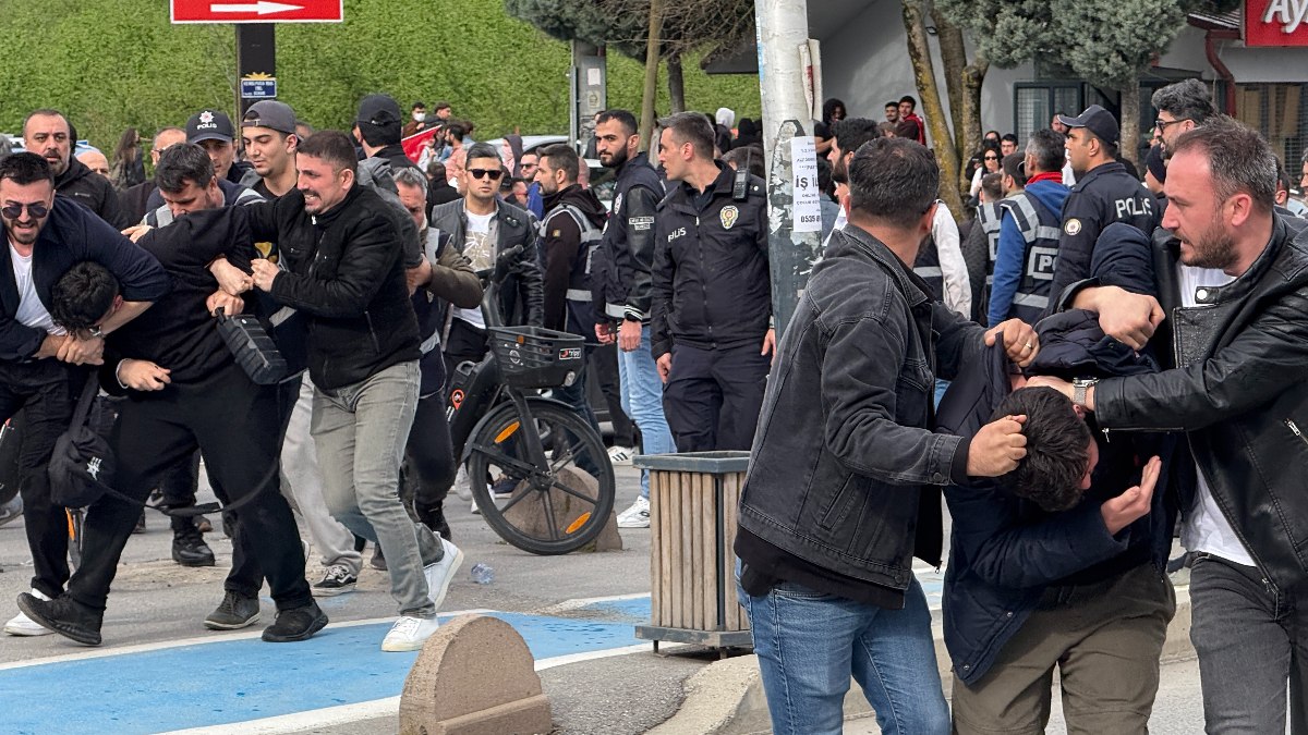 Sakarya’da İmamoğlu protestosu
