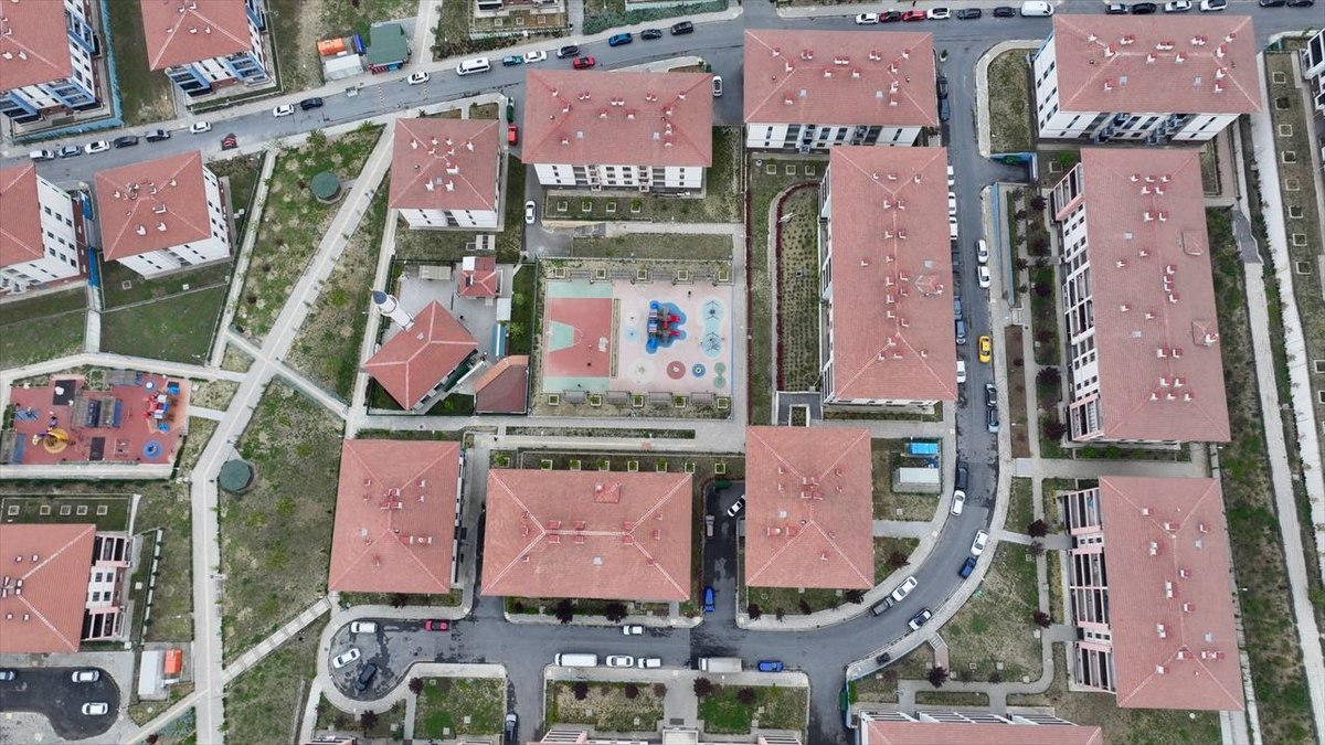 İstanbul’da deprem sonrası kentsel dönüşümlü evlerde güvenli gece geçirildi